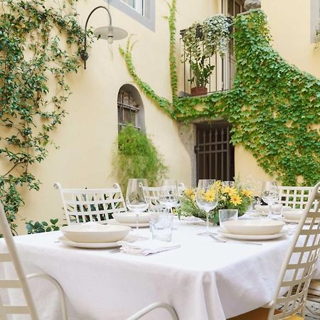 Corte Paolina - Charming Courtyard Inside Lucca Buitenkant foto